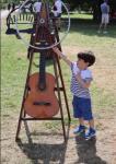Spectacle pour enfants - les instruments géants